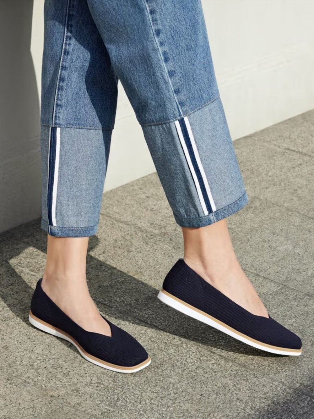 Vivaia Mabel Square-Toe All-Day Standing Flats Navy Water Repellent EU 40 US 10